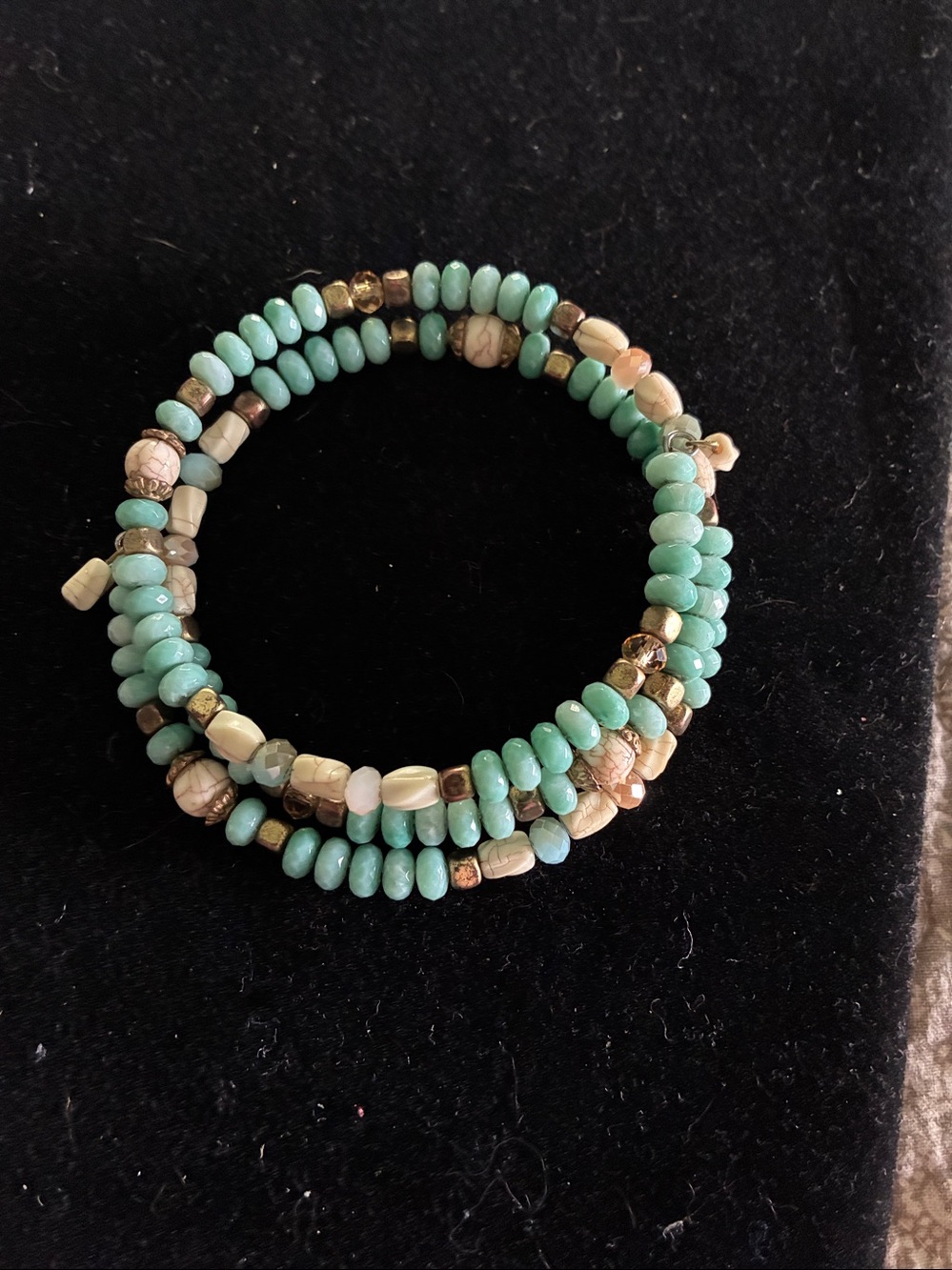 Turquoise Beaded Coil Bracelet - Unbranded - Picture 2 of 5